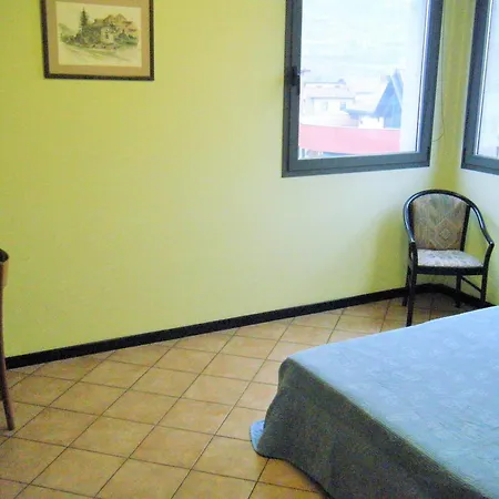 Aparthotel Vezzoli 3*